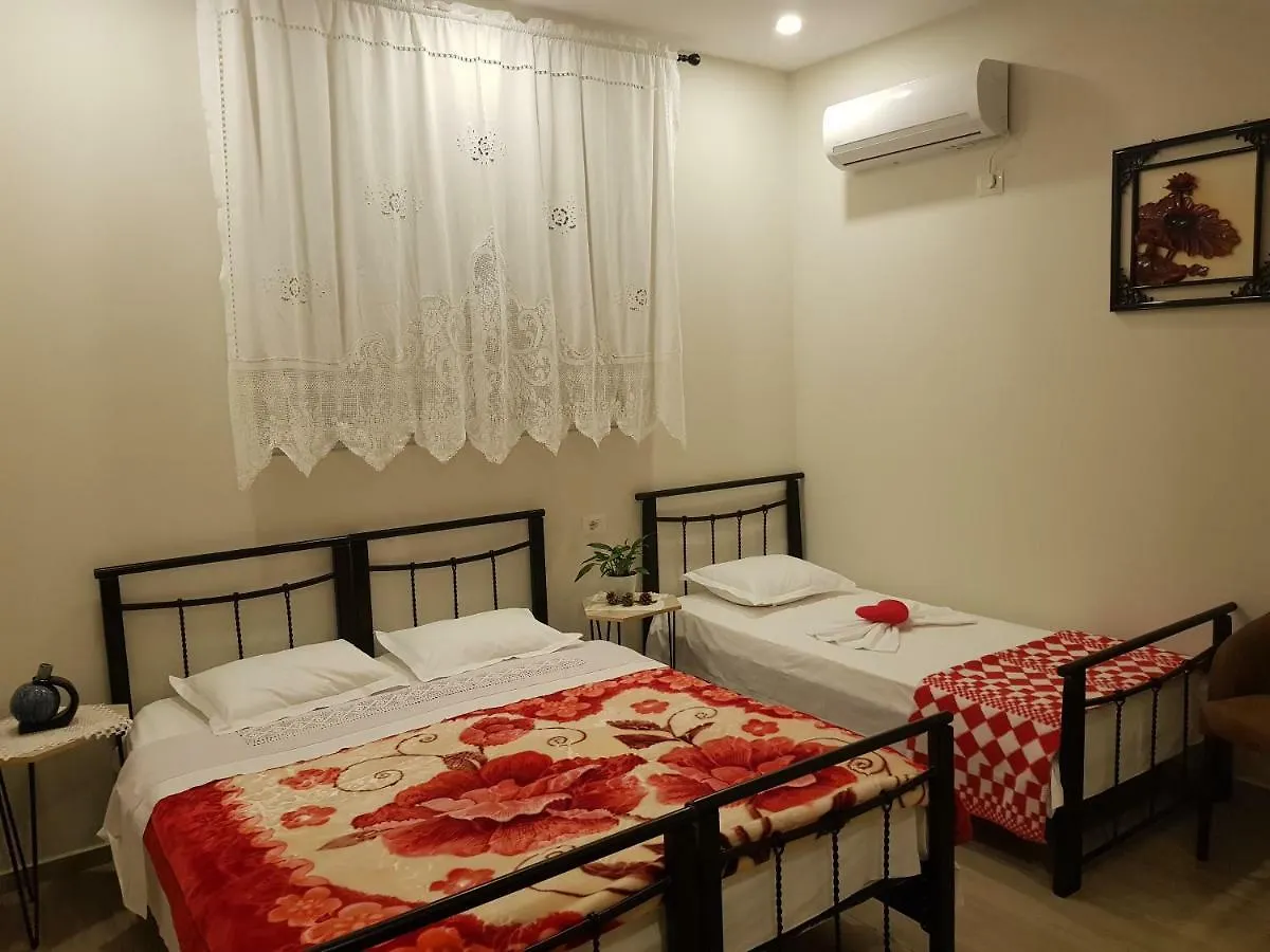 Dimitri Guest House Përmet