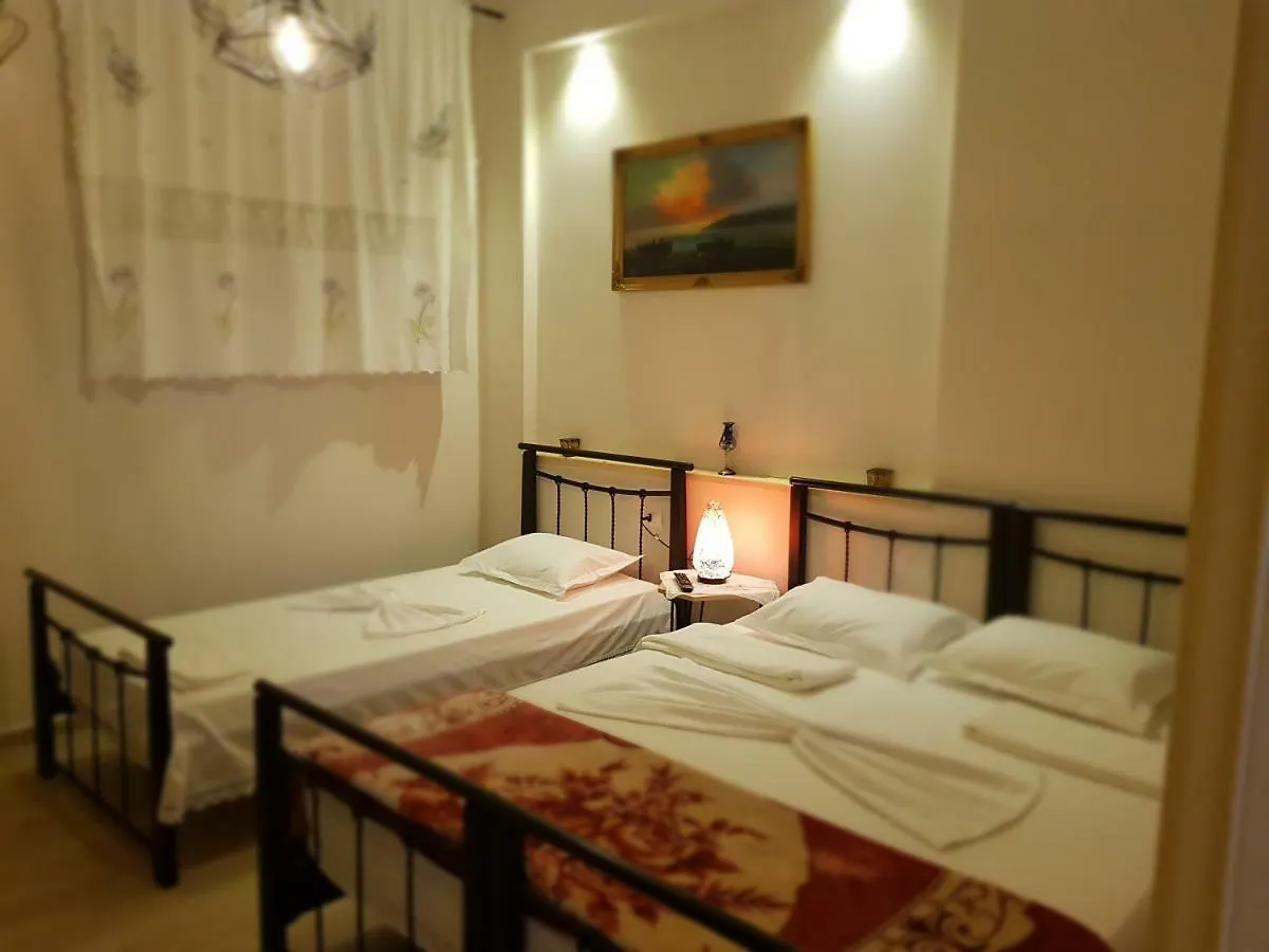Dimitri Guest House Përmet